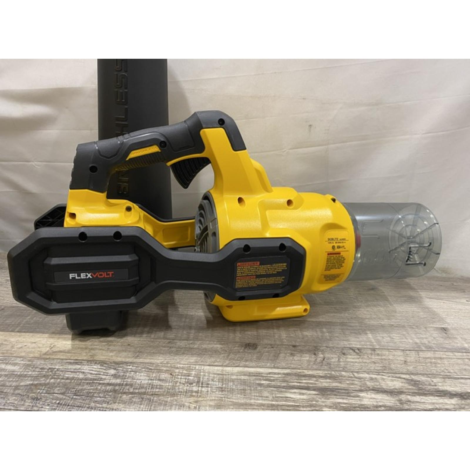 AS-IS DEWALT FLEXVOLT 60V MAX 125 MPH 600 CFM Brushless Cordless Battery Powered Blower Kit