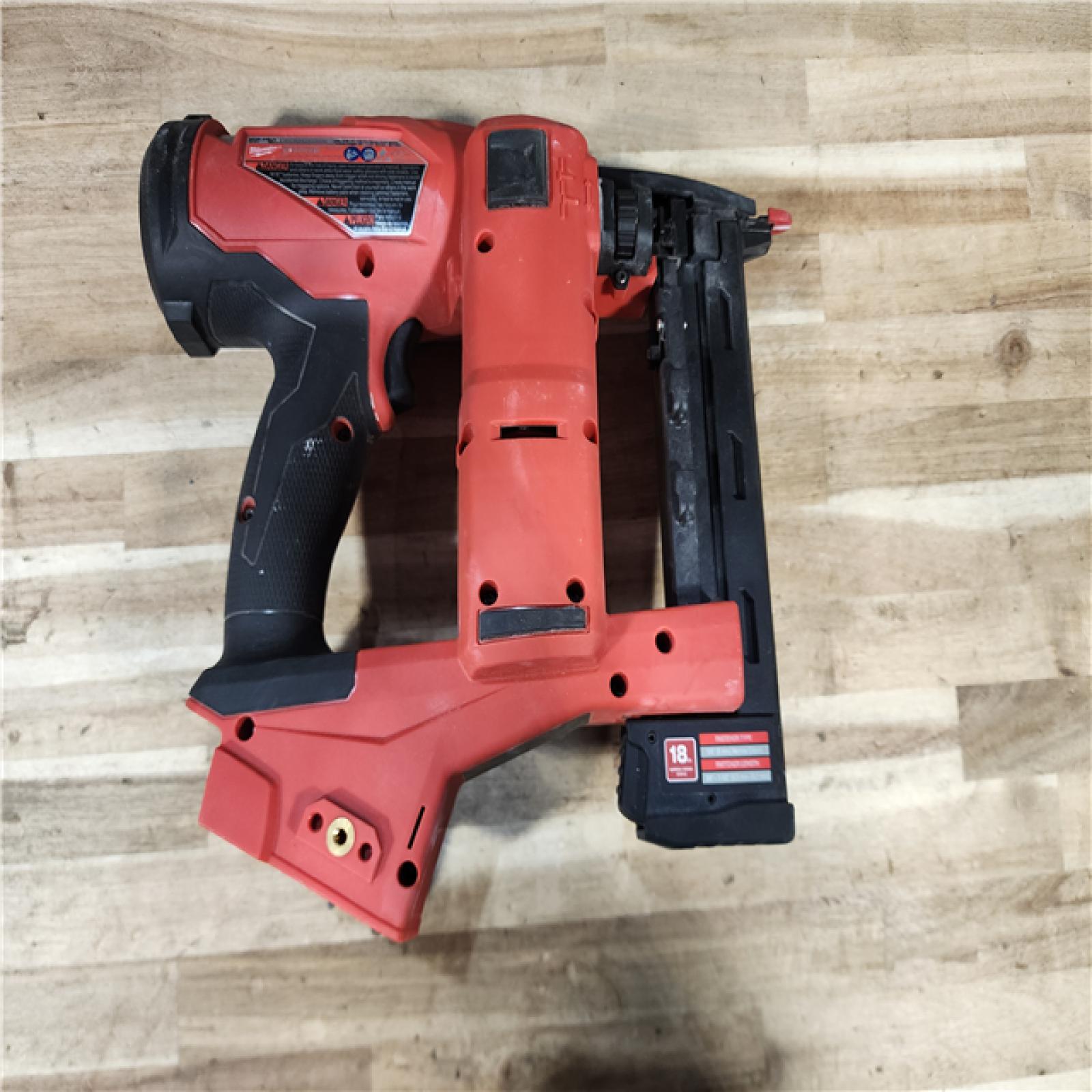 HOUSTON LOCATION - AS-IS Milwaukee FUEL 18-Volt Lithium-Ion Brushless Cordless 18-Gauge 1/4 in. Narrow Crown Stapler (Tool-Only)