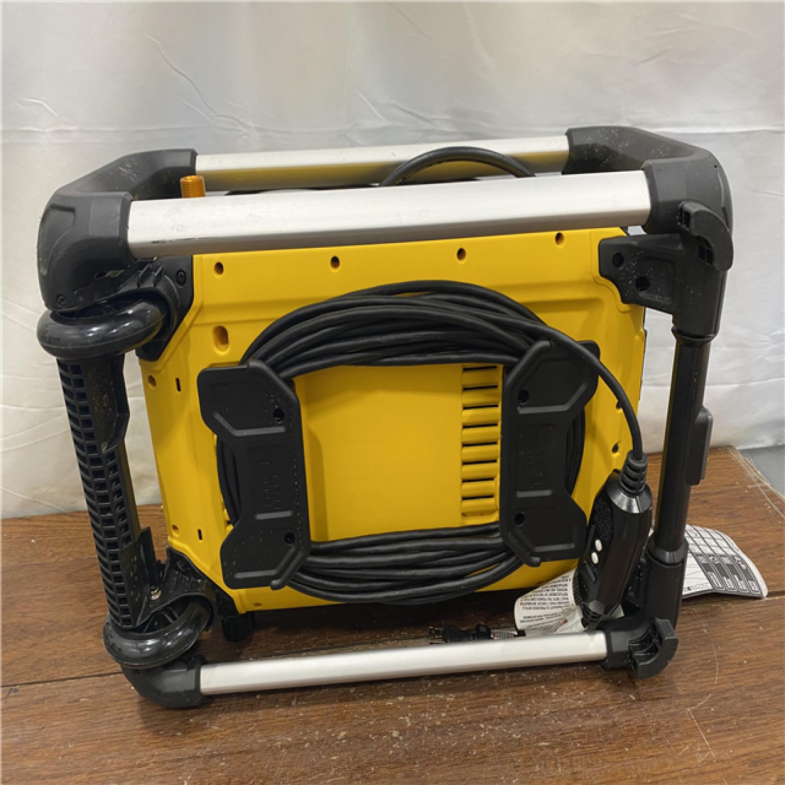 AS-IS DEWALT Electric Pressure Washer  2100 PSI  Jobsite Power Washer DWPW2100