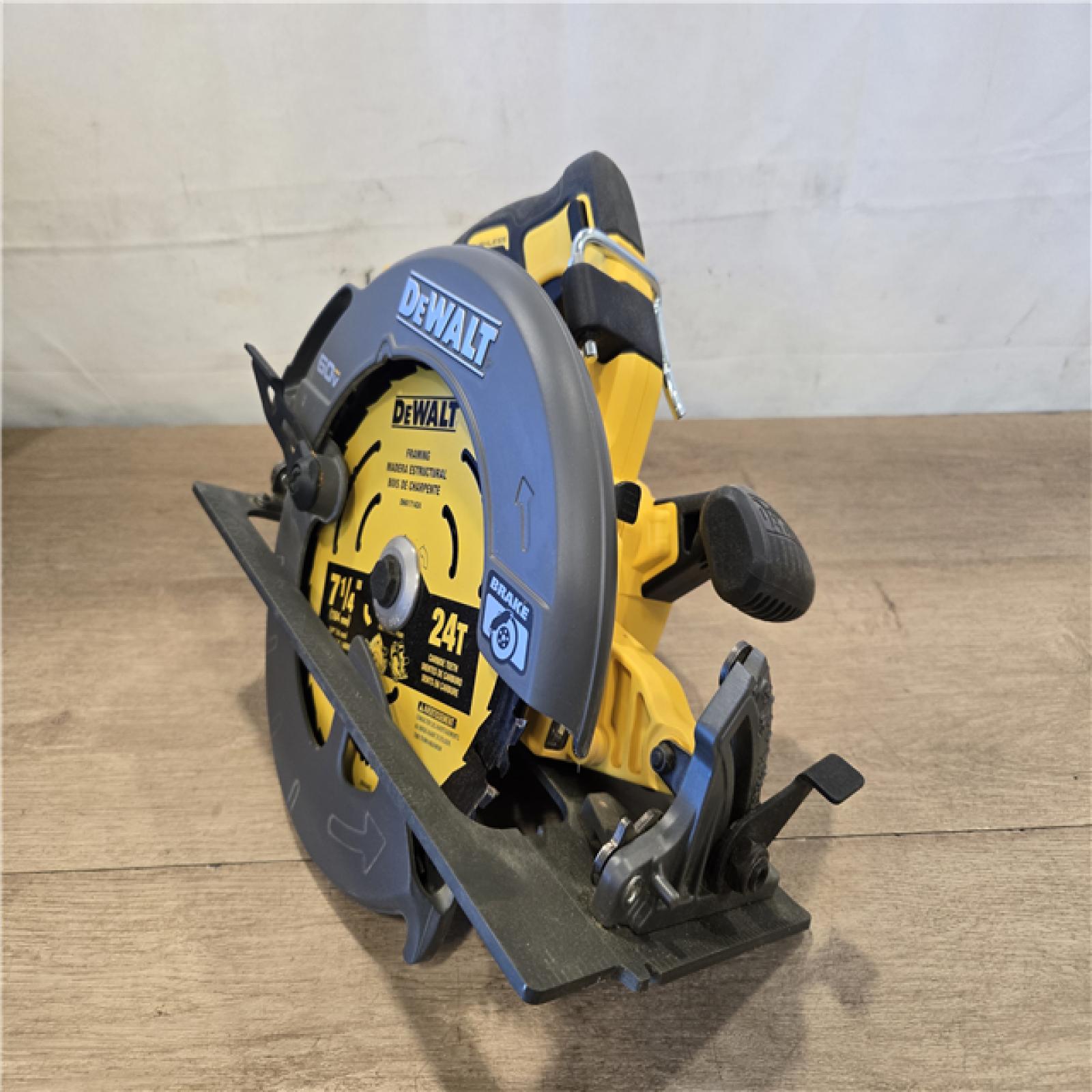 AS-IS DEWALT FLEXVOLT 60V MAX Cordless 7-1/4 in. Circular Saw (Tool Only)