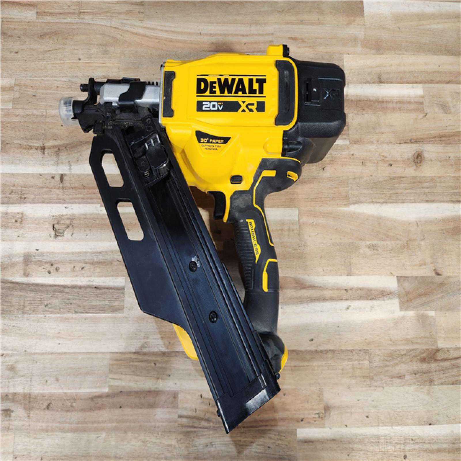 HOUSTON LOCATION - AS-IS DEWALT 20V 30 Degree Cordless Framing Nailer (Tool-Only)