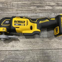 AS-IS DEWALT 20V MAX XR Cordless Brushless 3-Speed Oscillating Multi Tool Kit