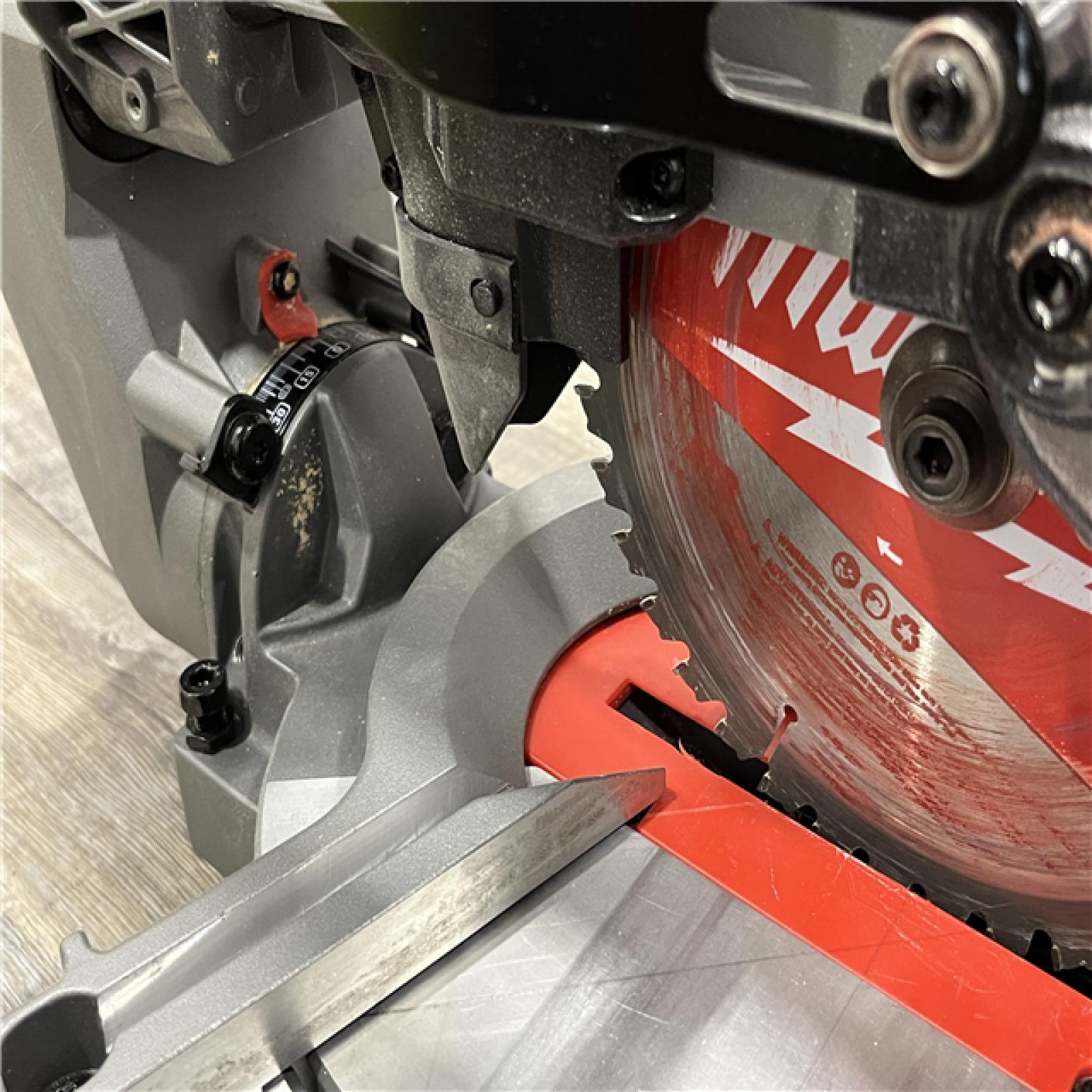 AS-IS Milwaukee 2733-20 M18 Fuel 7-1/4 Dual Bevel Sliding Compound Miter Saw  Tool Only