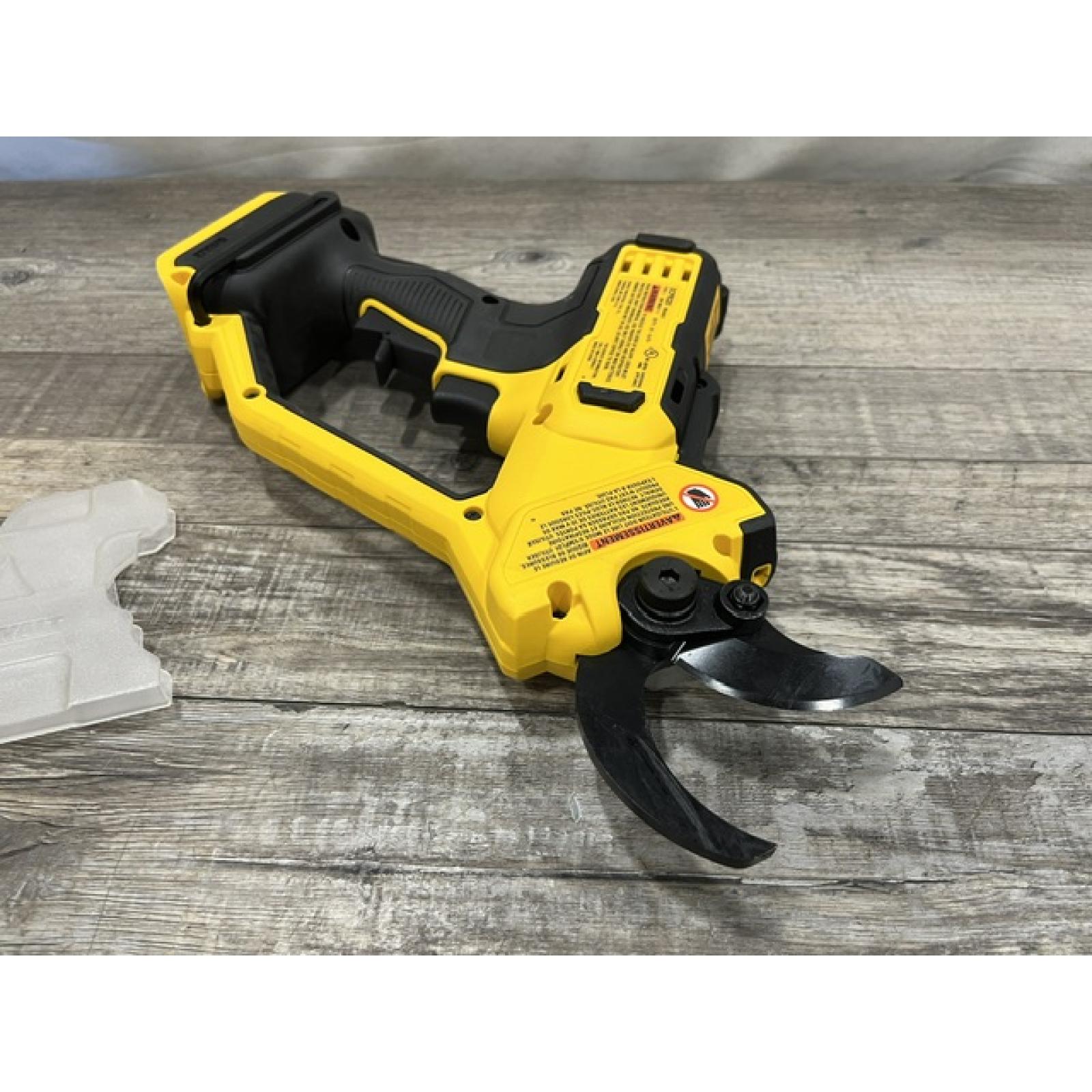 AS-IS DEWALT 20-Volt MAX 1 -1/2 in. Capacity Cordless Battery Powered Pruner (Tool Only)