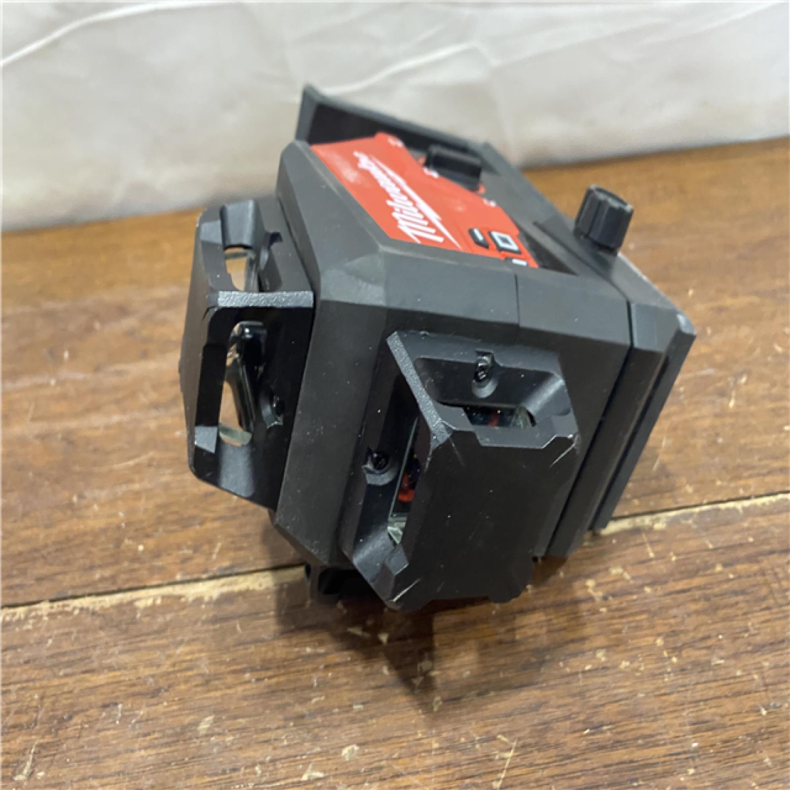 AS-IS Milwaukee-3632-21 M12 Green Beam Laser 360Â° 3-Plane Kit