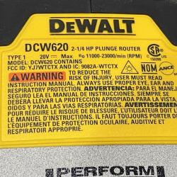 AS-IS DEWALT 20V MAX XR 2-1/4 Peak HP Brushless Cordless Plunge Router (Tool Only)