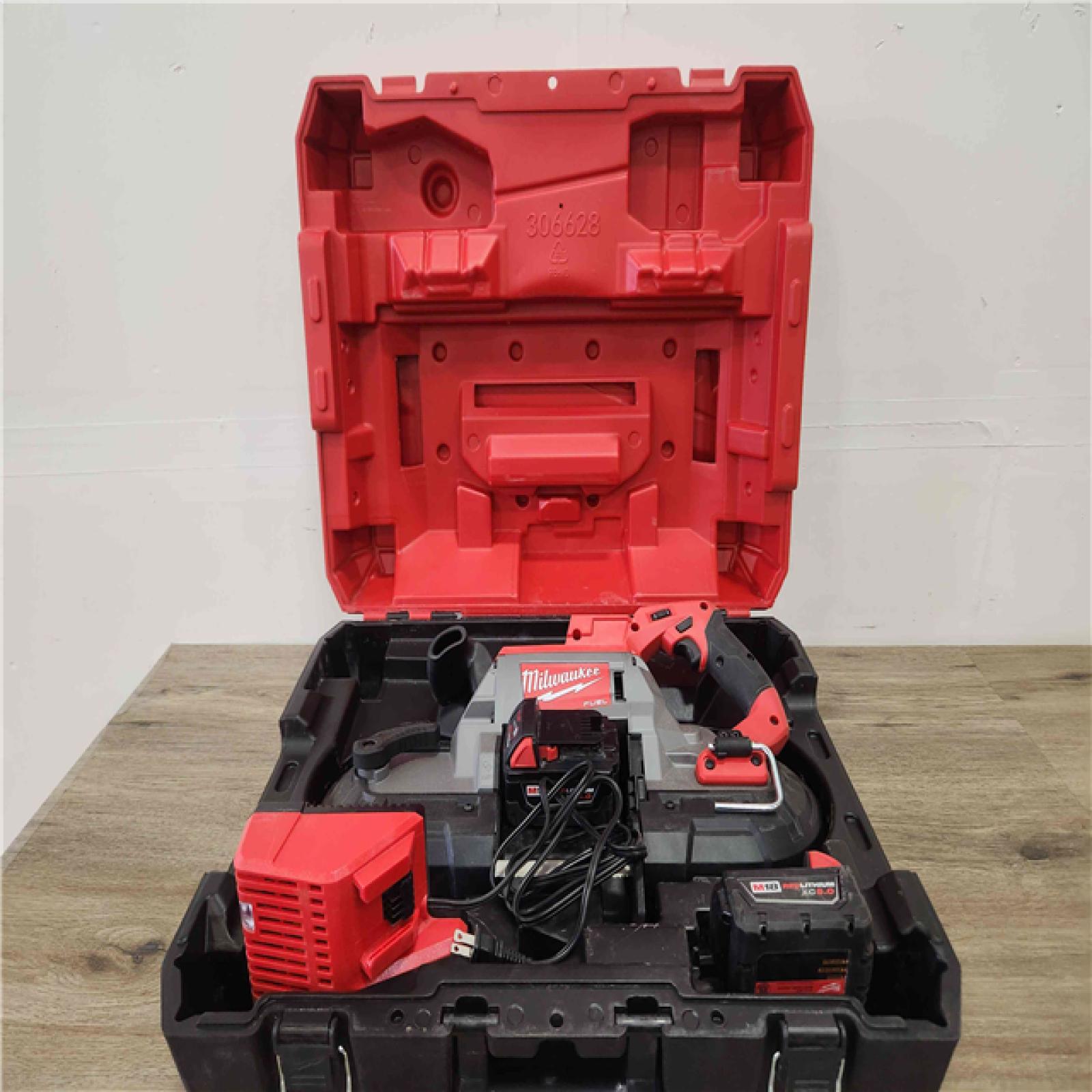 Phoenix Location Good Condition Milwaukee M18 FUEL 18V Lithium-Ion Brushless Cordless Deep Cut Band Saw with Two 5.0Ah Batteries, Charger, Hard Case 2729-22