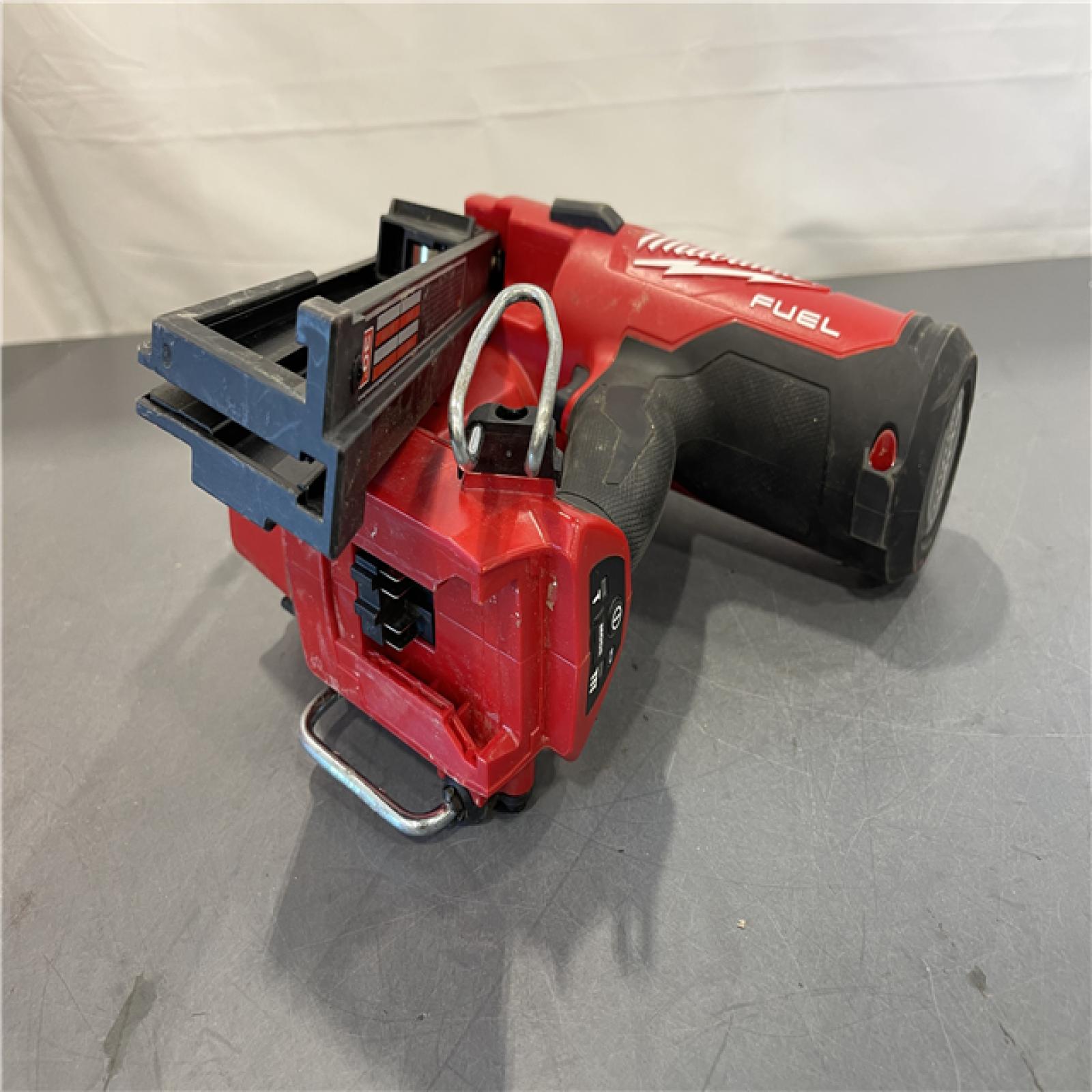 AS-IS - Milwaukee M18 FUEL 3-1/2 in. 18-Volt 30-Degree Lithium-Ion Brushless Cordless Framing Nailer