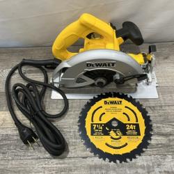AS-IS DEWALT 15 Amp Corded 7-1/4 in. Lightweight Circular Saw