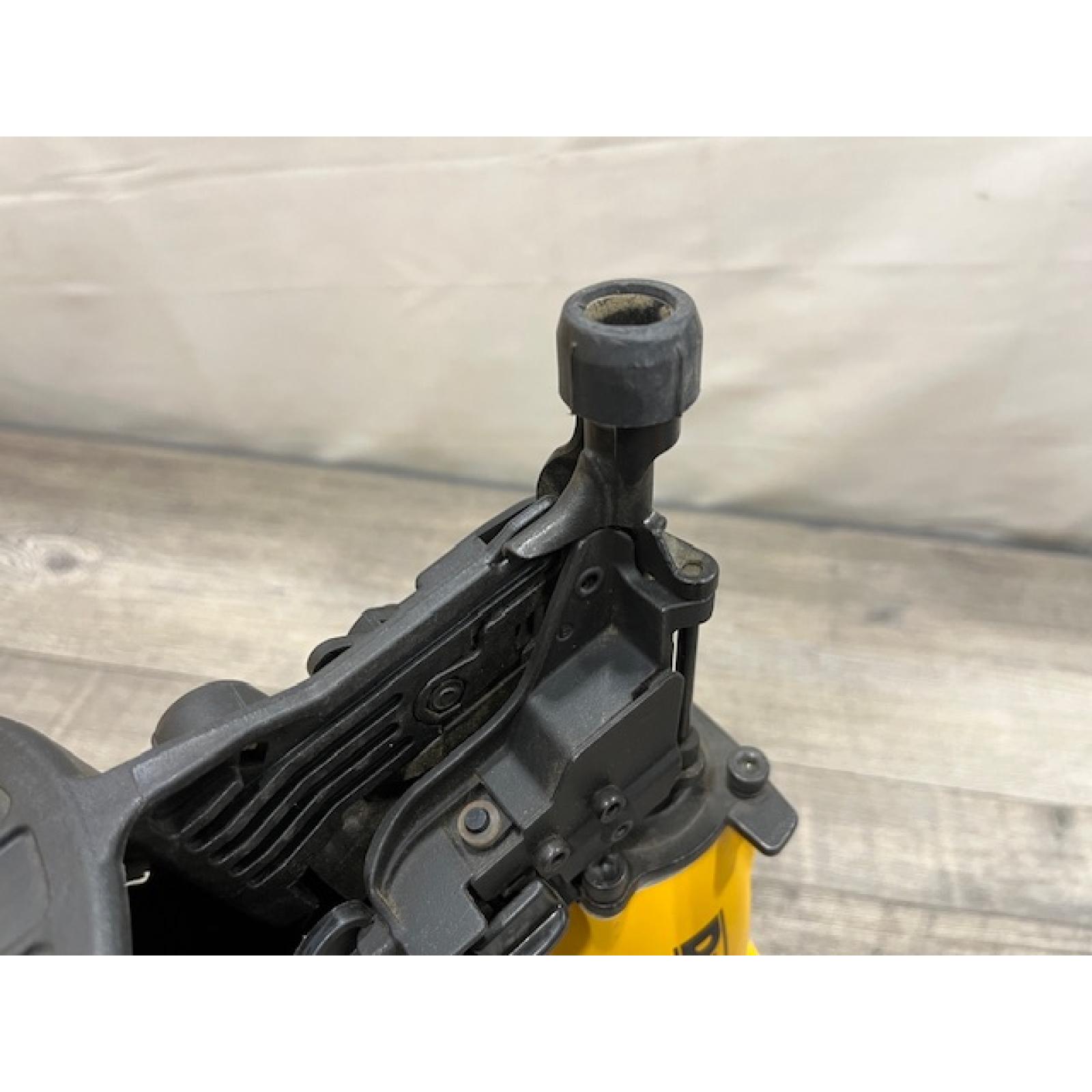 AS-IS DEWALT Pneumatic 15-Degree Coil Corded Siding Nailer