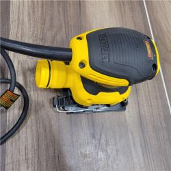 GOOD Dewalt 2.3 Amp Corded 1/4 Sheet Palm Grip Sander Kit with Contractor Bag