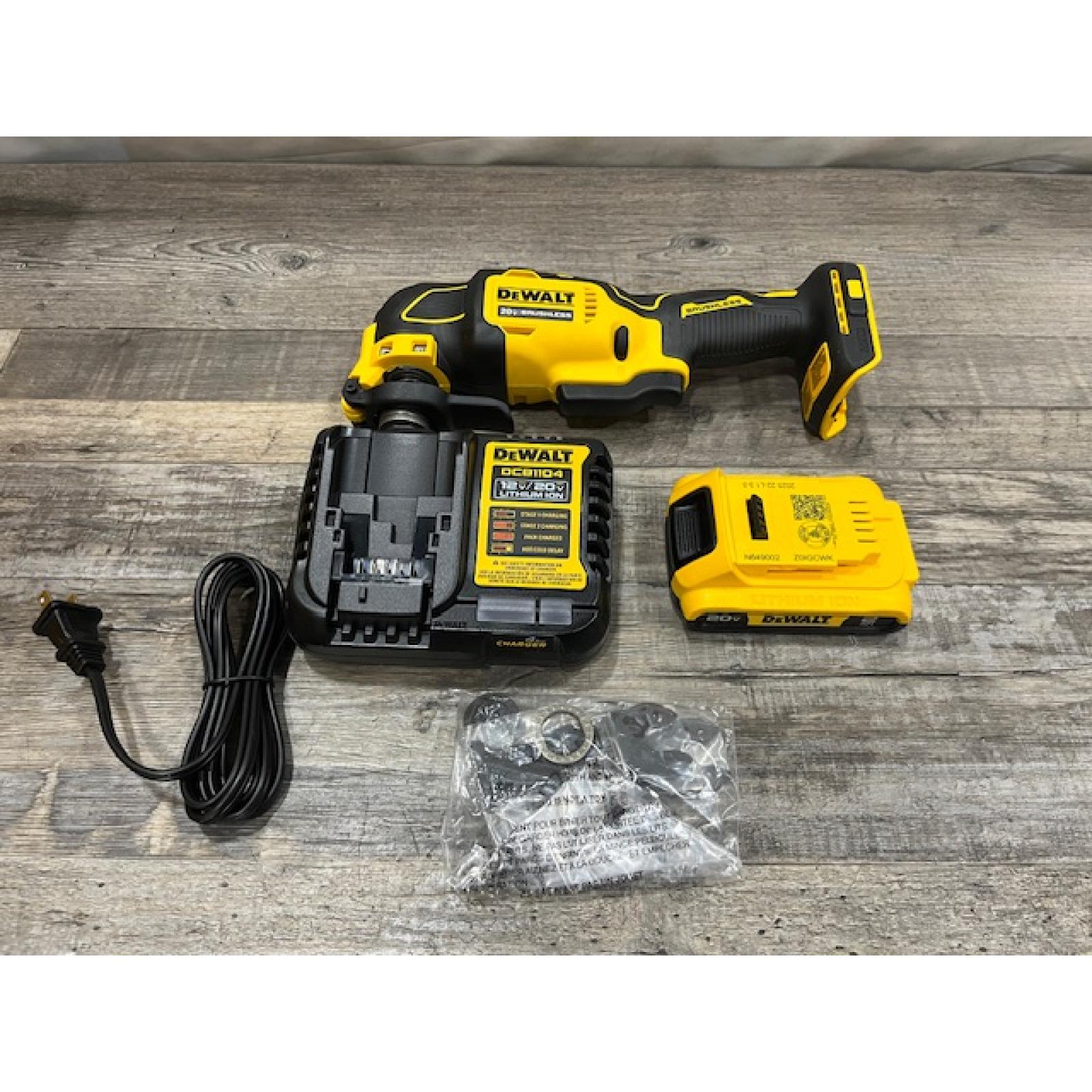 AS-IS DEWALT ATOMIC 20V MAX Cordless Brushless Oscillating Multi Tool Kit