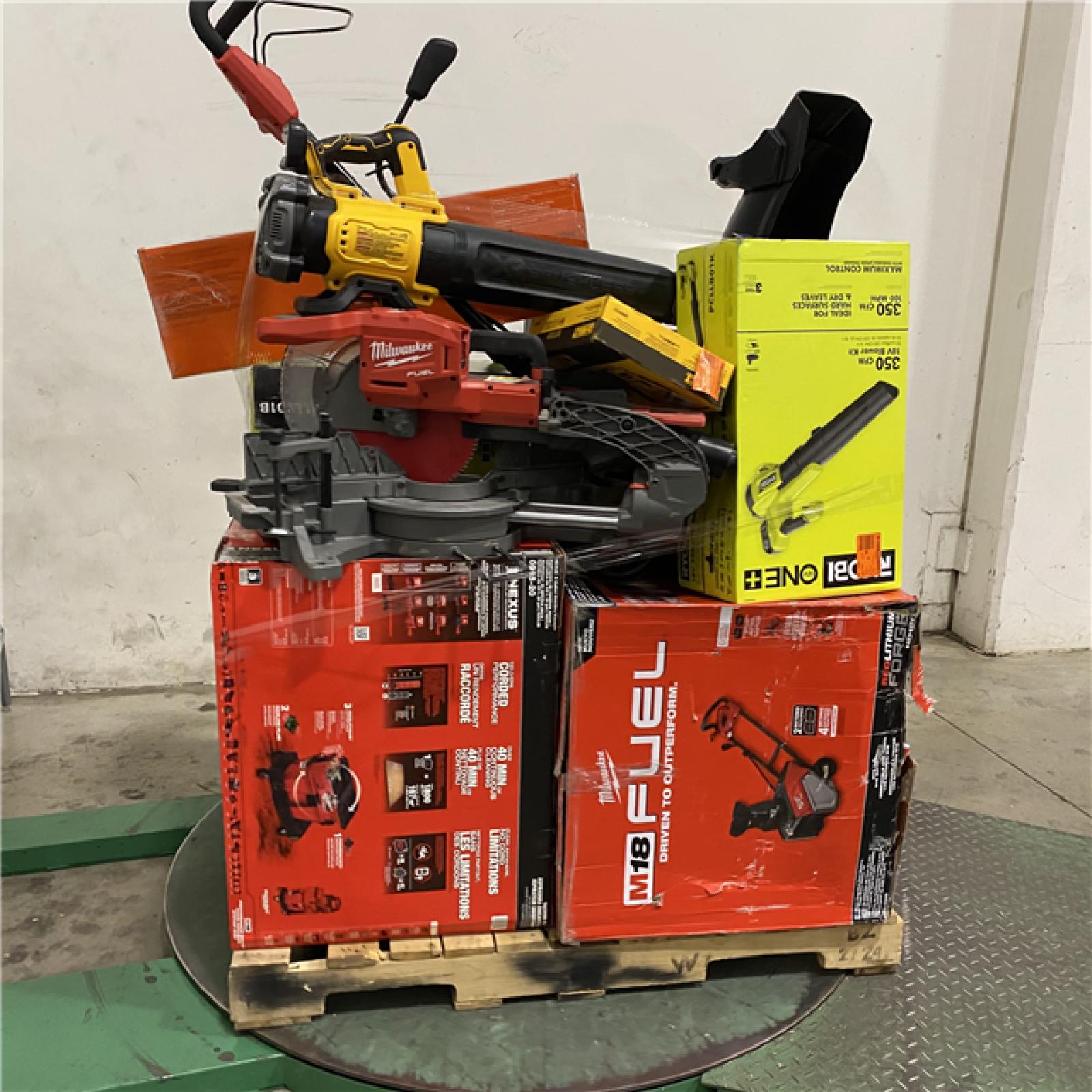 Dallas Location - As-Is Tool Pallet