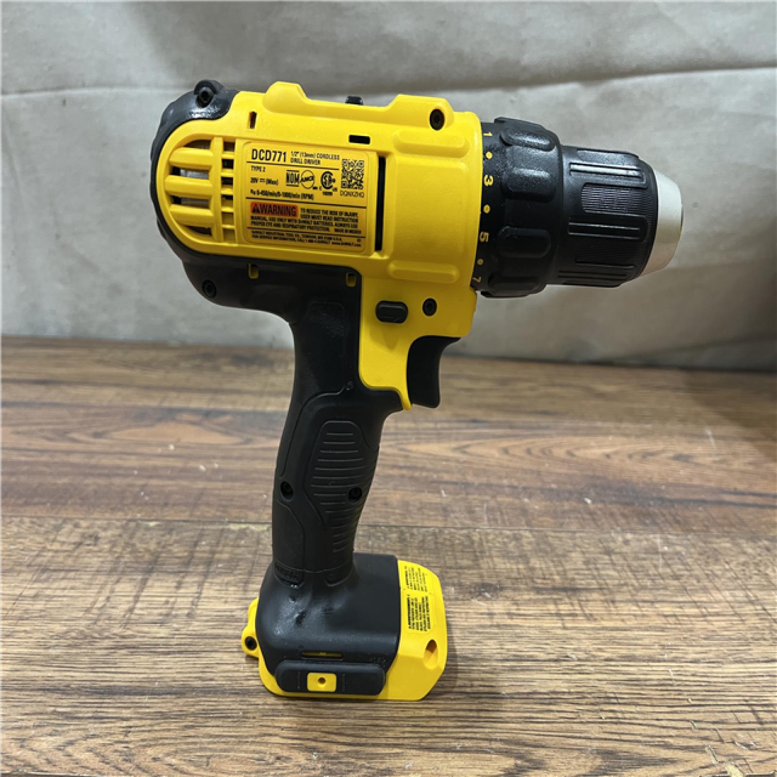 AS-IS DeWALTA® 20V MAX Cordless Drill Driver/Impact Driver Combo Kit 1.3 Ah Lithium Ion
