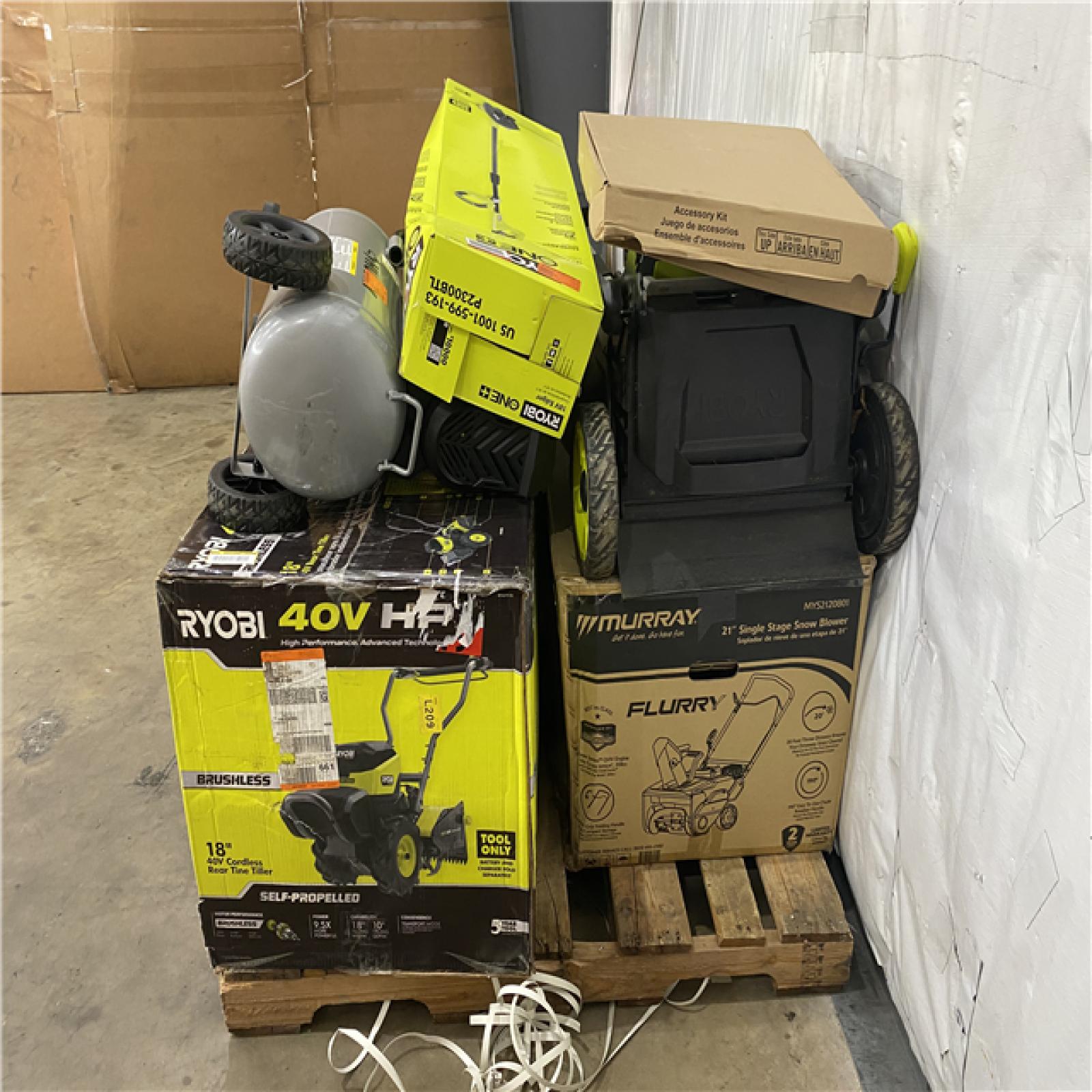 Houston Location - AS-IS Outdoor Pallet