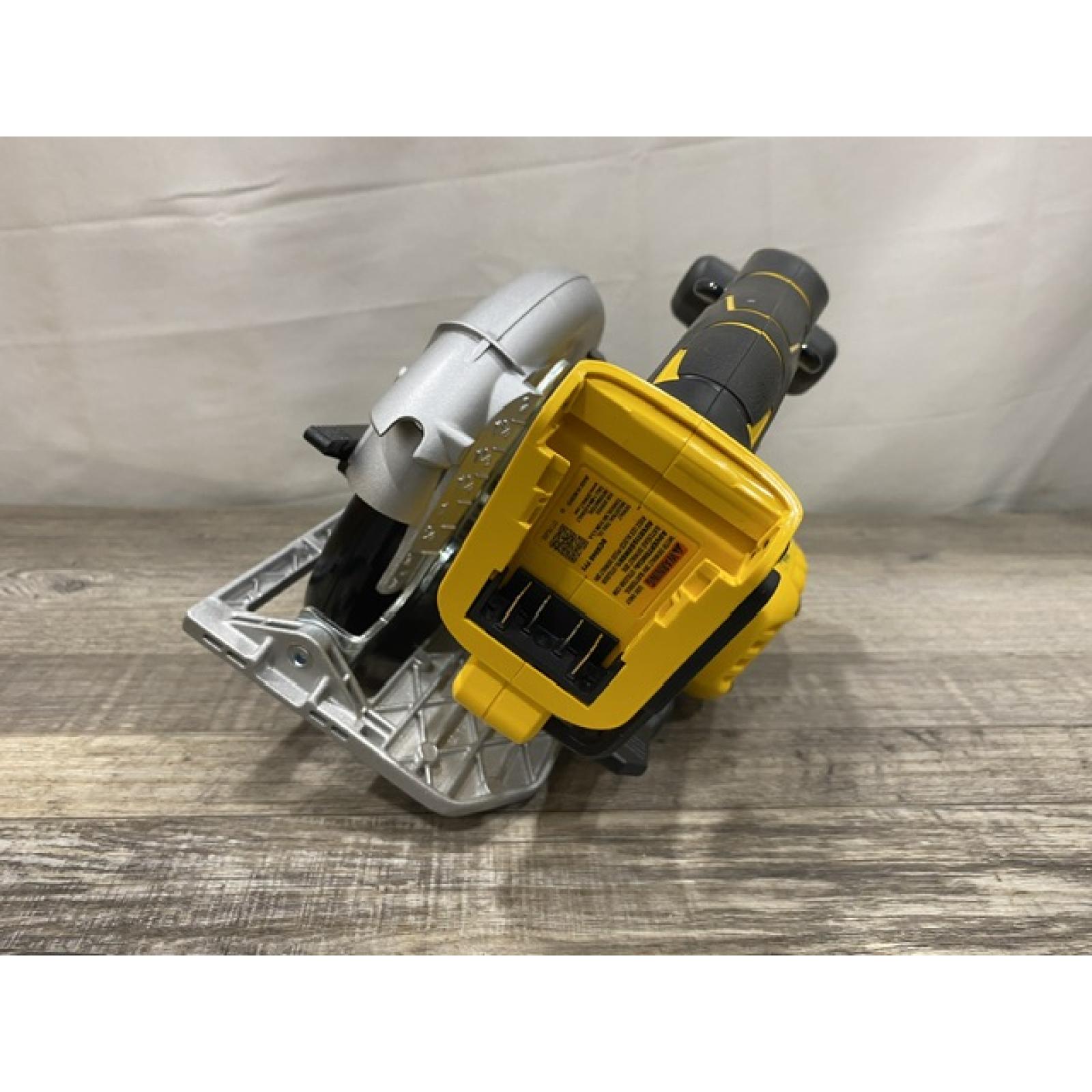 AS-IS DEWALT 20V MAX Cordless Brushless 6-1/2 in. Sidewinder Style Circular Saw (Tool Only)