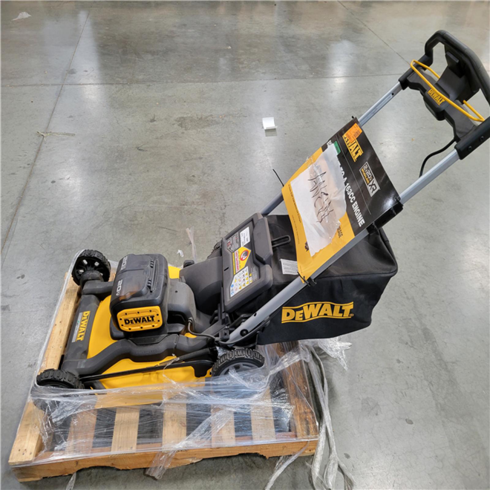 California AS-IS DEWALT 2X 20V MAX* PUSH MOWER