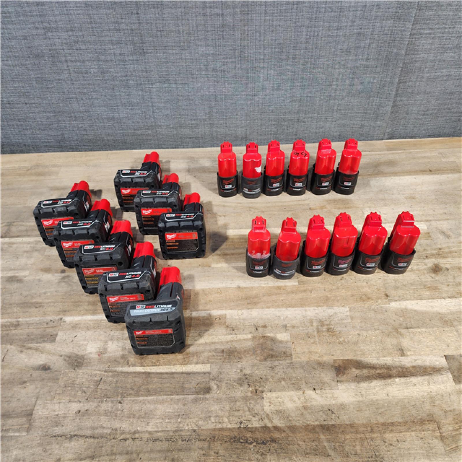 HOUSTON LOCATION - AS-IS MILWAUKEE BATTERY PACK QTY - 20