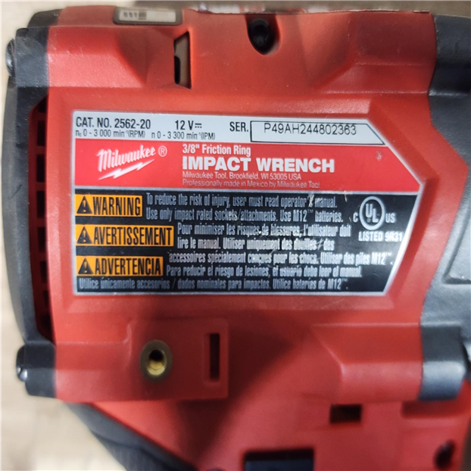 HOUSTON LOCATION - AS-IS MILWAUKEE 3 TOOL COMBO
