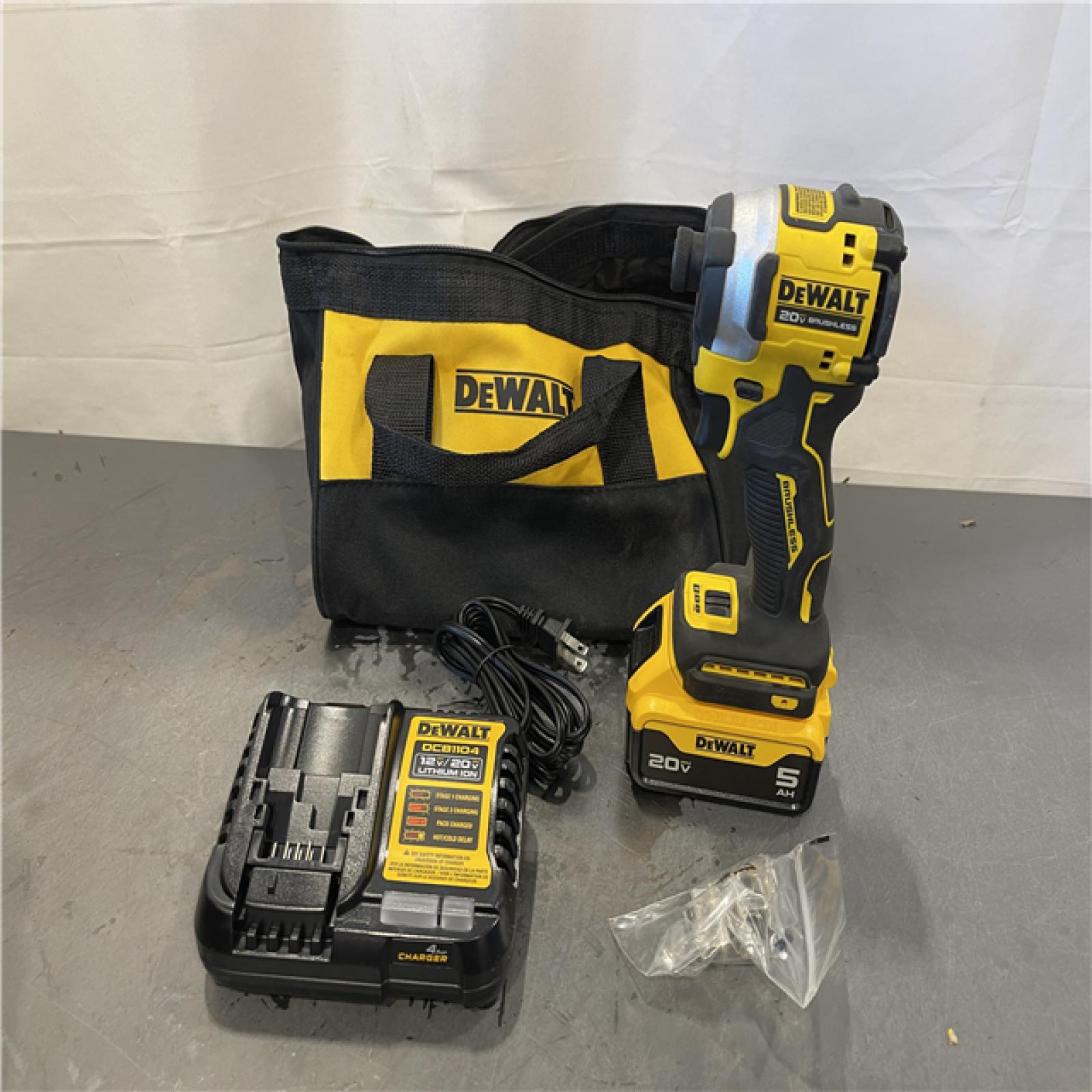 AS-IS - DeWalt 20V MAX ATOMIC 1/4 in. Cordless Brushless 3-Speed Impact Driver Kit