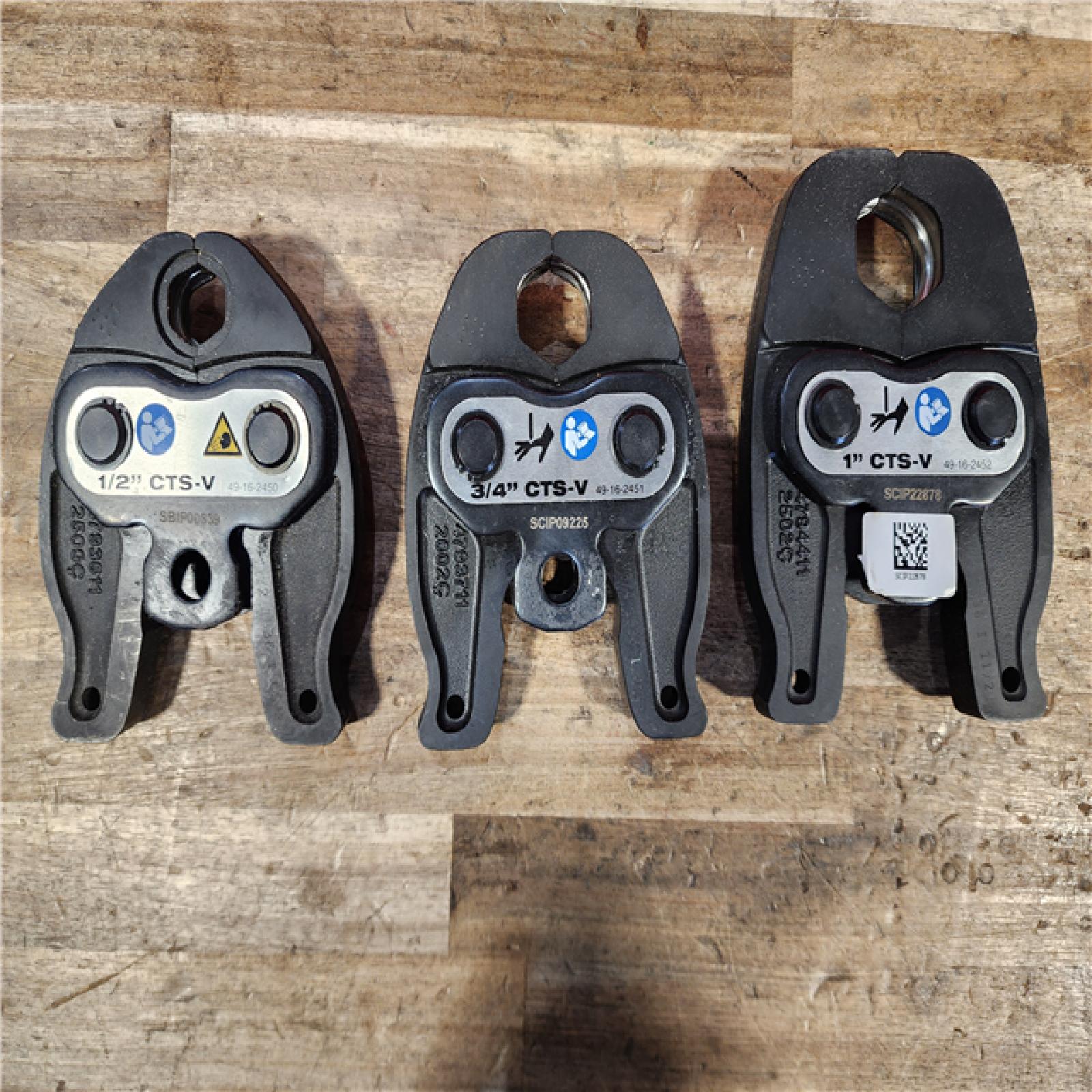 HOUSTON LOCATION - AS-IS M12 12-Volt Lithium-Ion Force Logic Cordless Press Tool Kit (3 Jaws Included) with Two 1.5 Ah Battery and Hard Case