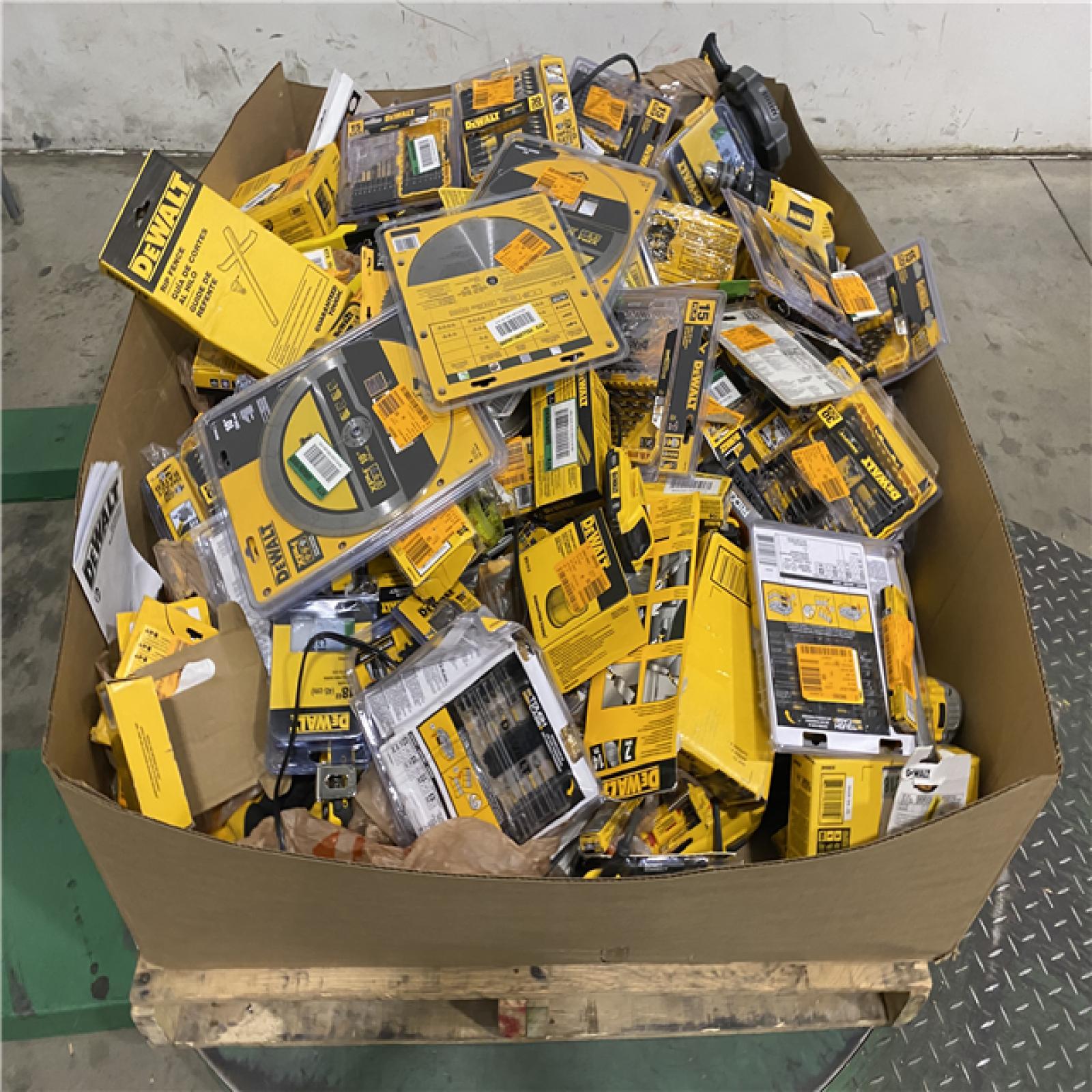 Dallas Location - As-Is DEWALT Tool Pallet