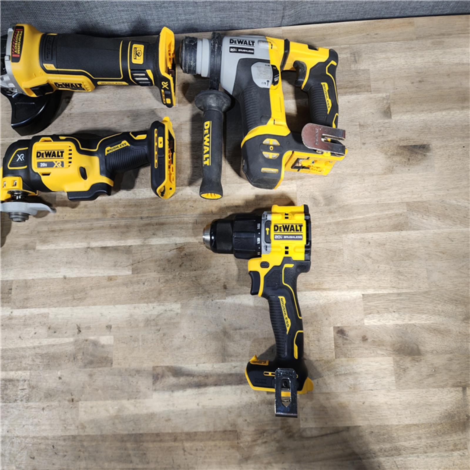 HOUSTON LOCATION - AS-IS DEWALT 4 TOOL COMBO KIT W/ (2) BATTERY & CHARGER