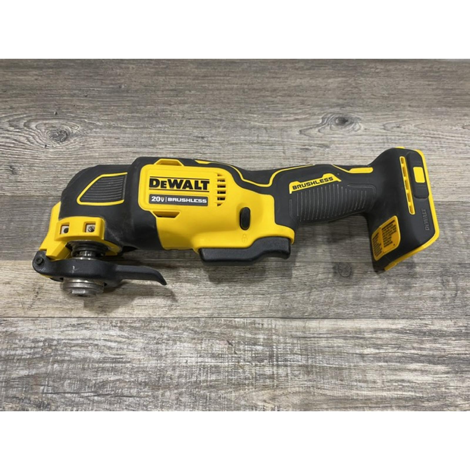 AS-IS DEWALT ATOMIC 20V MAX Cordless Brushless Oscillating Multi Tool Kit