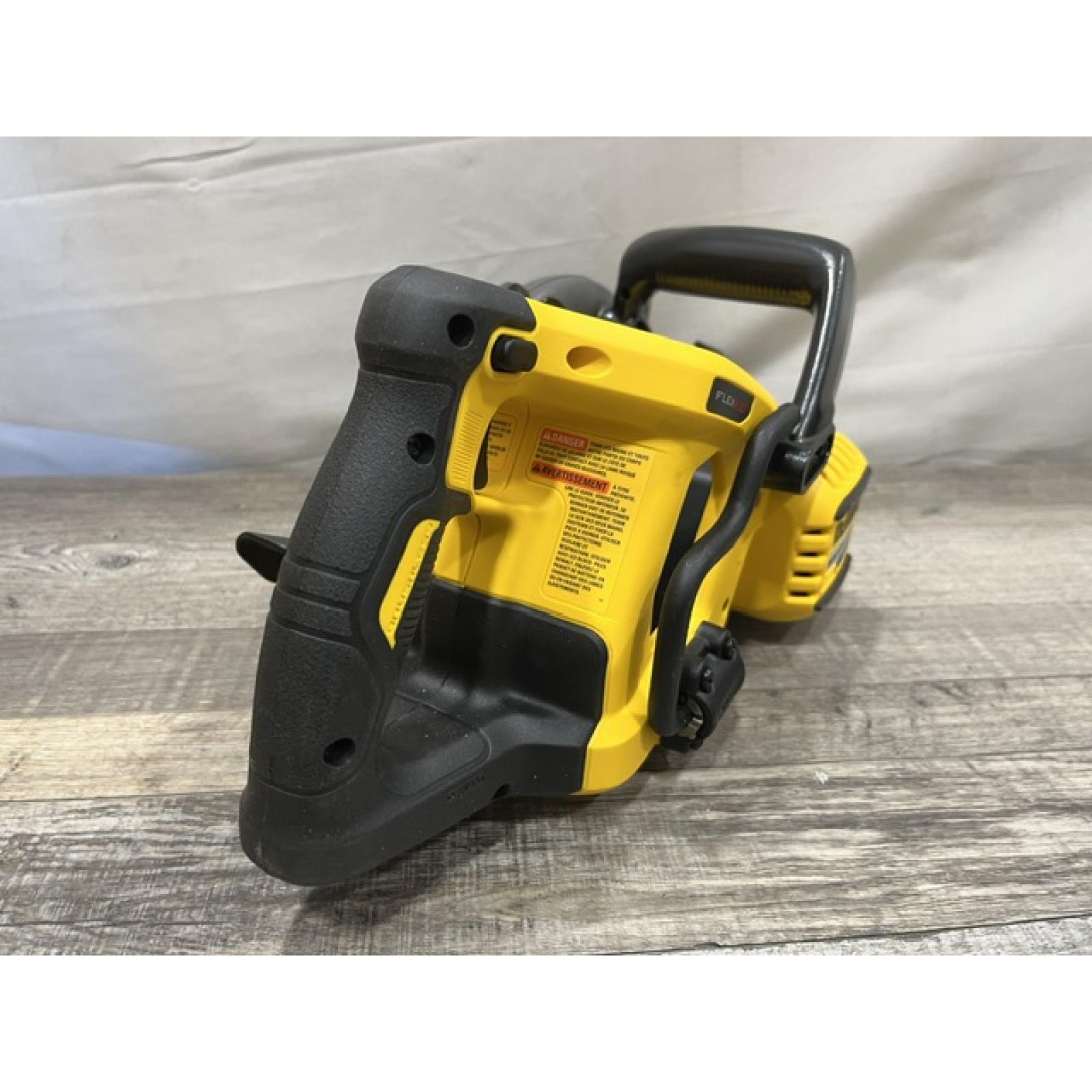 AS-IS DEWALT FLEXVOLT 60V MAX Cordless Brushless 7-1/4 in. Wormdrive Style Circular Saw (Tool Only)