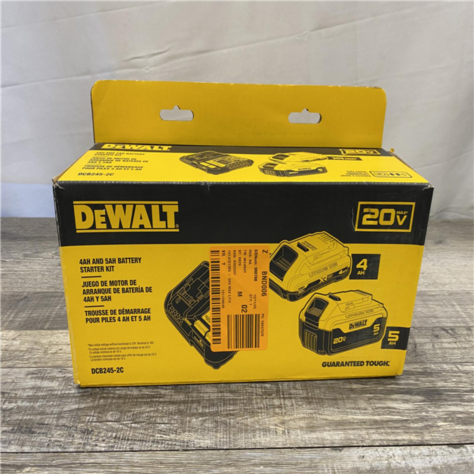NEW - DEWALT 20V MAX Lithium-Ion Starter Kit