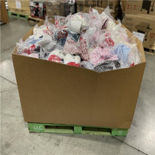 DALLAS LOCATION- NEW!- BULLSEYE MIXED CLOTHING PALLET (300 UNITS)