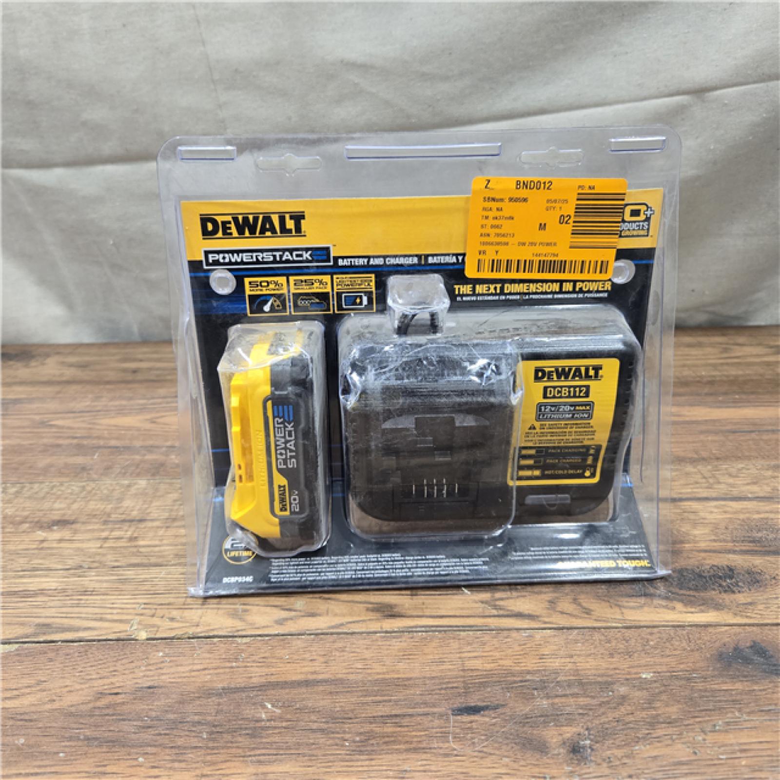 NEW! DEWALT 20-Volt MAX POWERSTACK Battery Starter Kit