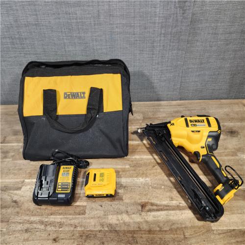 HOUSTON LOCATION - AS-IS DeWalt 15 GA ANGLED FINISH NAILER KIT W/ BATTERY & CHARGER