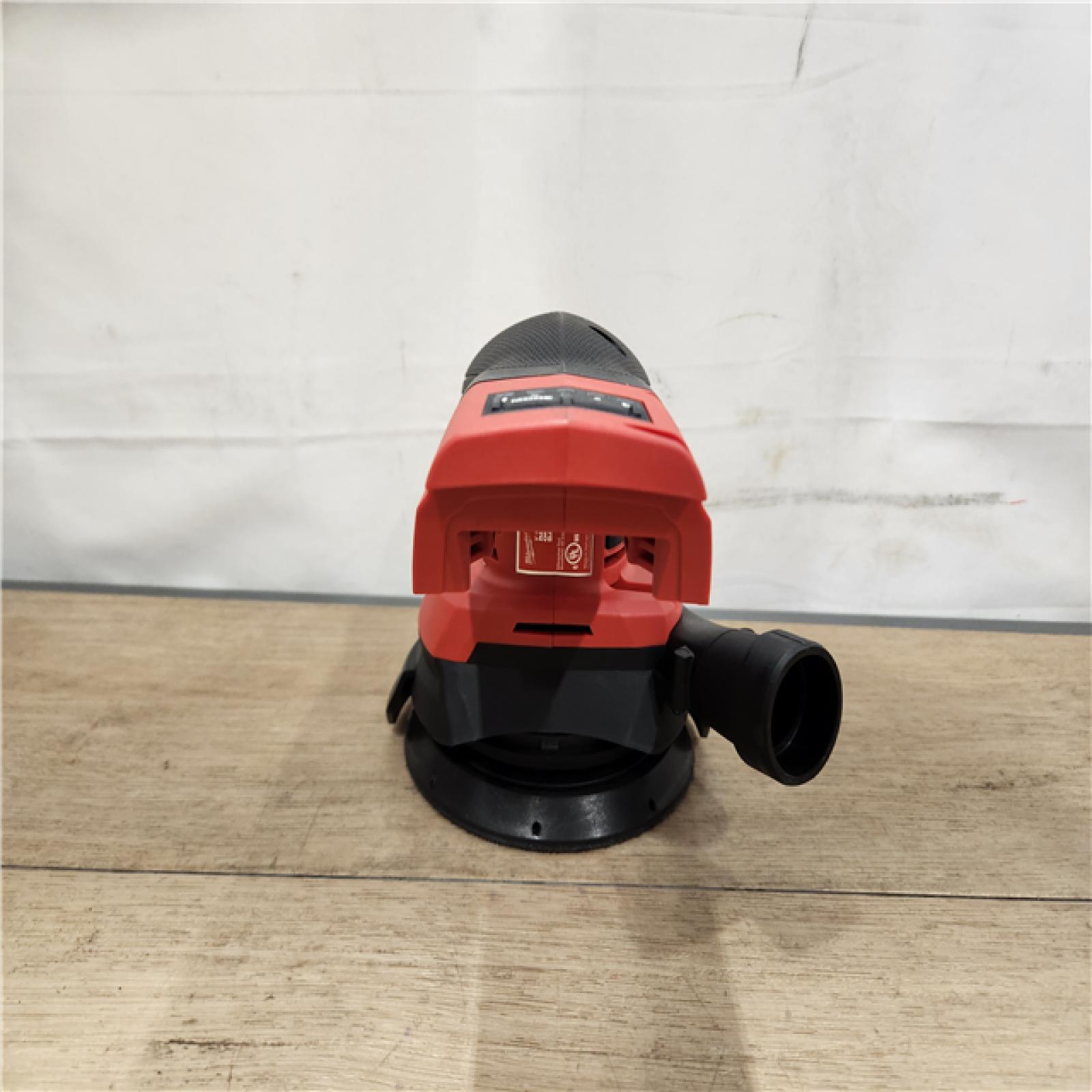 AS-IS- Milwaukee 18V Lithium-Ion Brushless Cordless FUEL 5 in. Random Orbit Sander (Tool-Only)