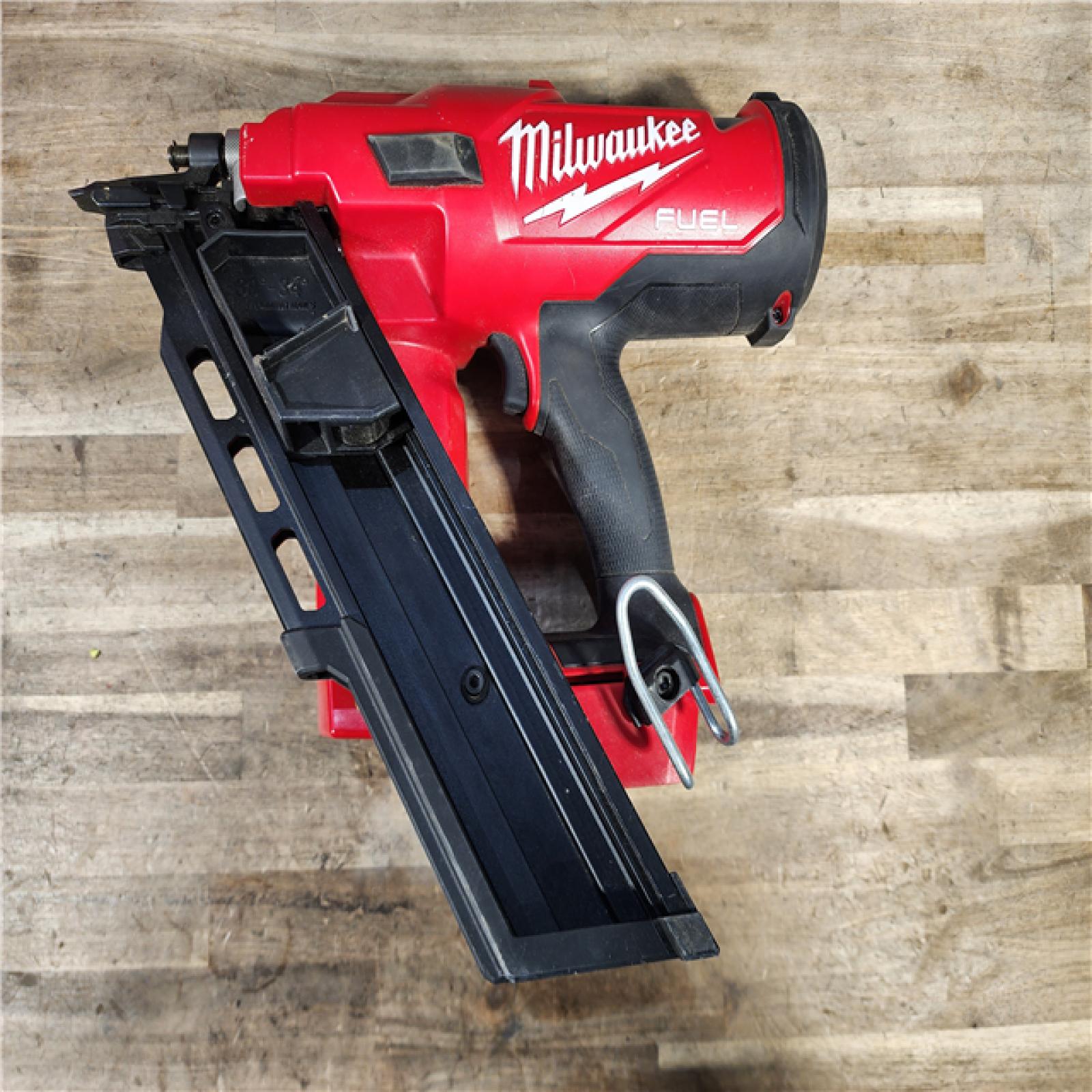 HOUSTON LOCATION - AS-IS Milwaukee M18 FUEL 30 Degree Framing Nailer (TOOL ONLY)