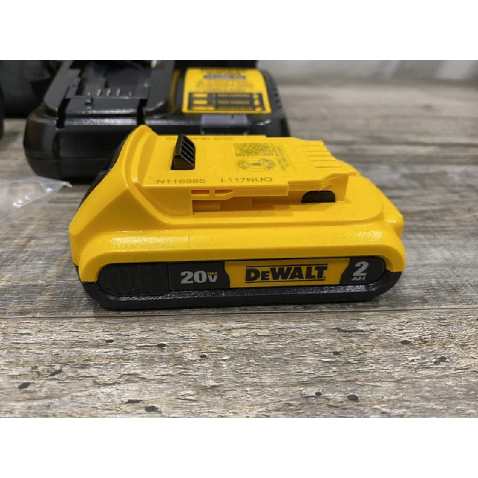 AS-IS DEWALT Atomic 20V Max Lithium-Ion Brushless Cordless Compact 1/4 in. Impact Driver Kit