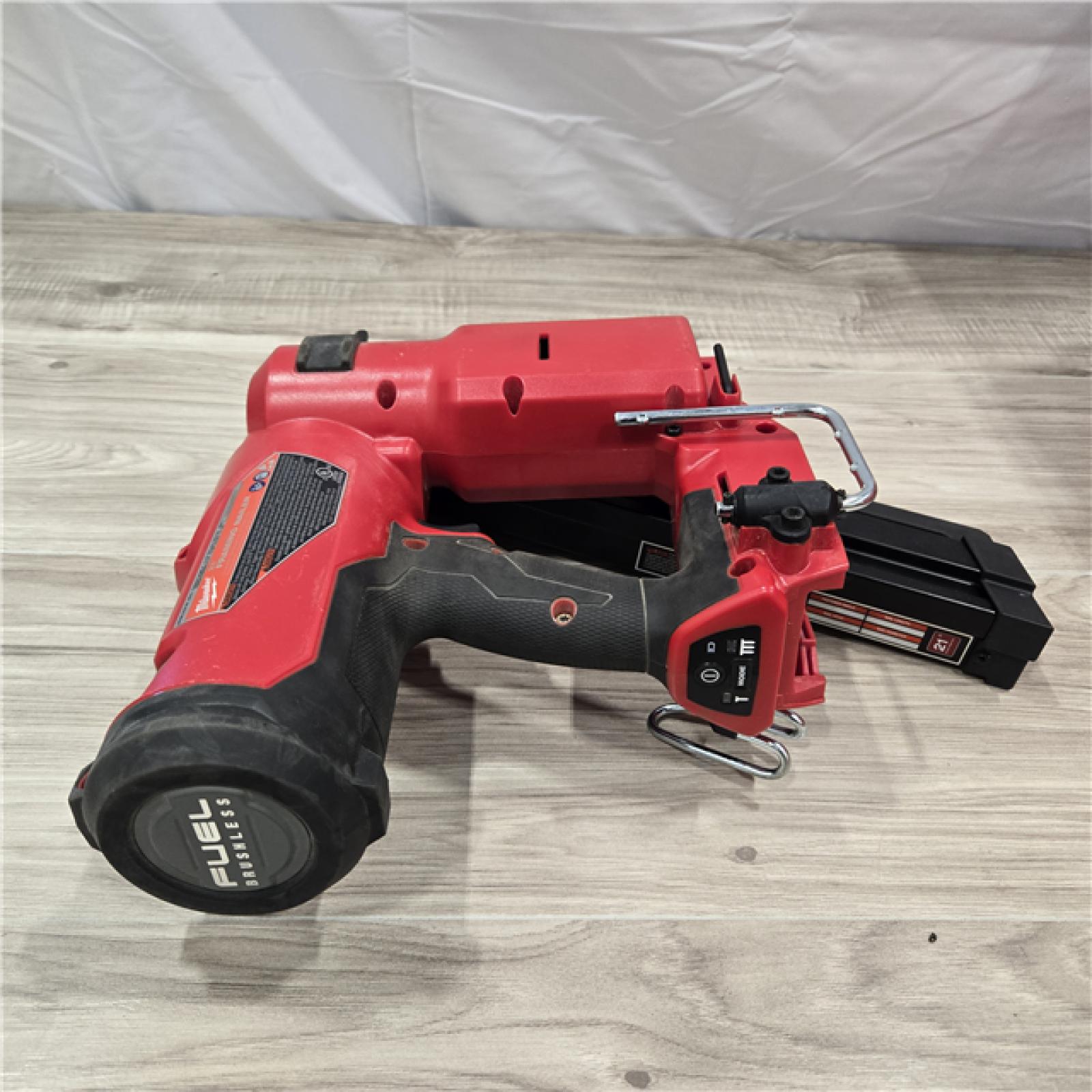 AS-IS Milwaukee M18 Fuel 18V Brushless 18-Gauge Brad Nailer 2746-20 (Bare Tool)