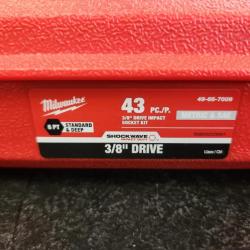 Phoenix NEW Milwaukee SHOCKWAVE 3/8 in. Drive SAE and Metric 6 Point Impact Socket Set (43-Piece) (SEALED)