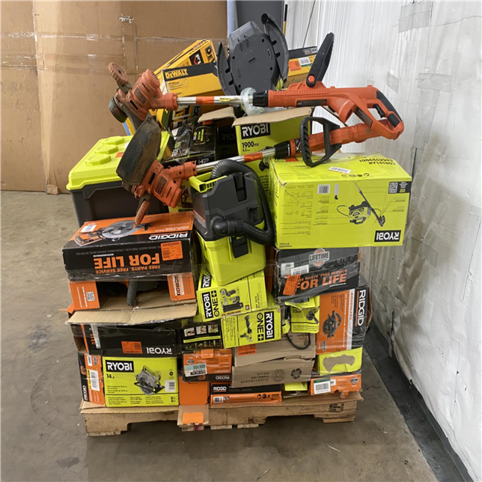 Houston Location AS IS - Tool Pallet