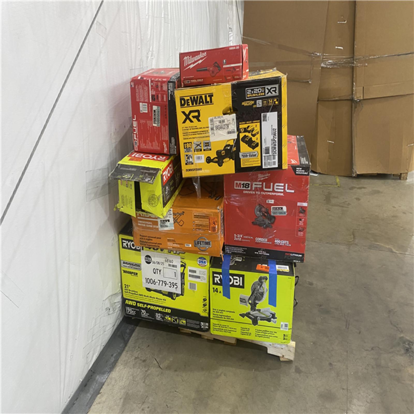 Houston Location AS IS - Tool Pallet