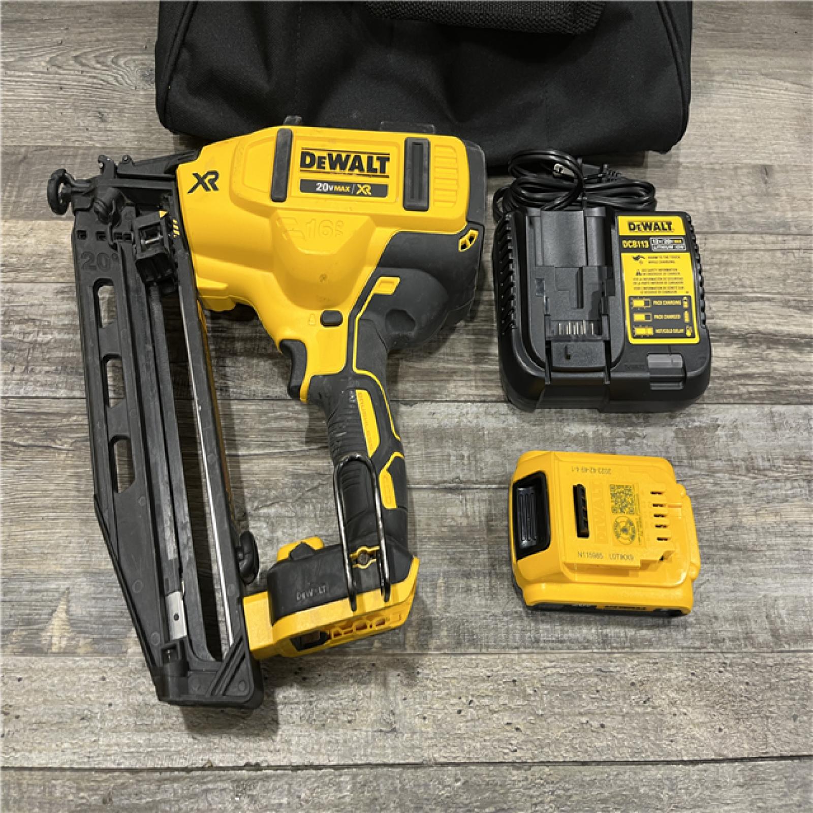 AS-IS DEWALT 20V MAX XR 16-Gauge Electric Cordless Angled Finishing Nailer Kit