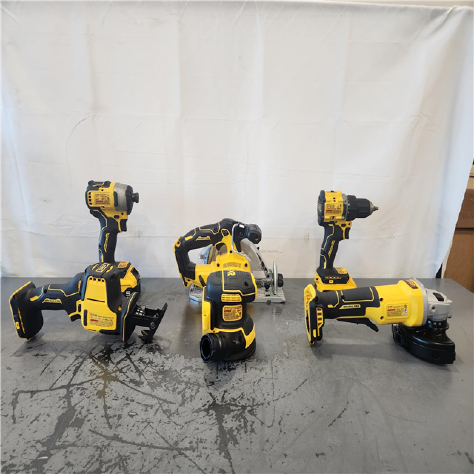 AS-IS- Dewalt 20-Volt MAX ToughSystem Lithium-Ion 6-Tool Cordless Combo Kit
