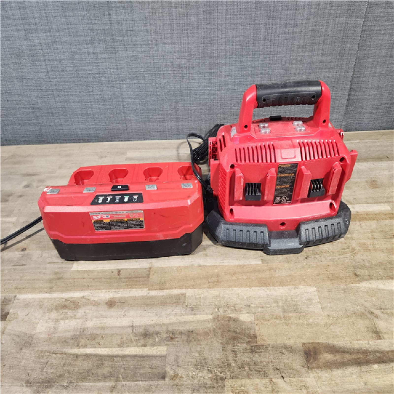 HOUSTON LOCATION - AS-IS MILWAUKEE BATTERY CHARGER PACK QTY - 2
