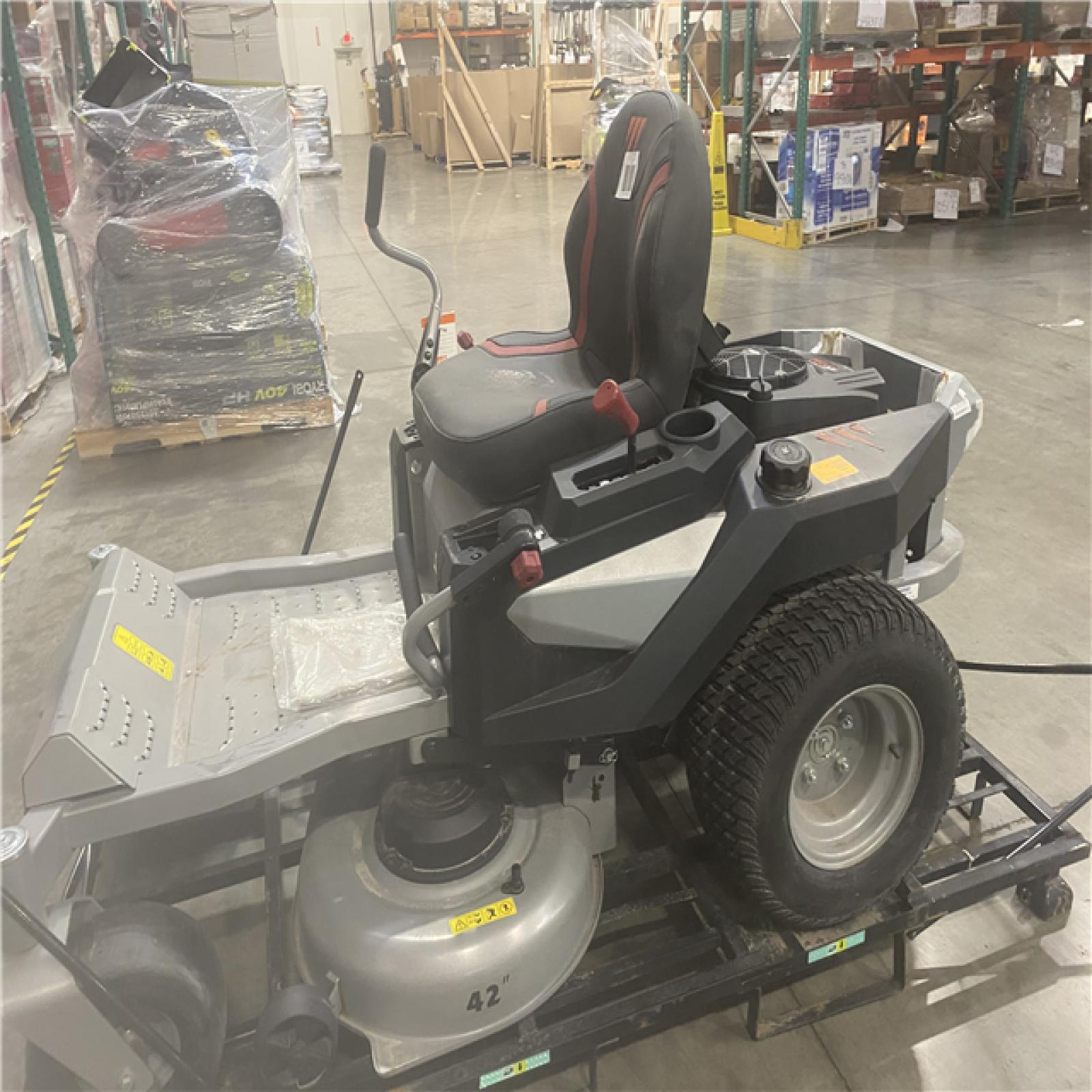 Dallas Location - As-Is Murray Cruz 42 ZeroTurn Lawn Mower with 19 HP* 540cc