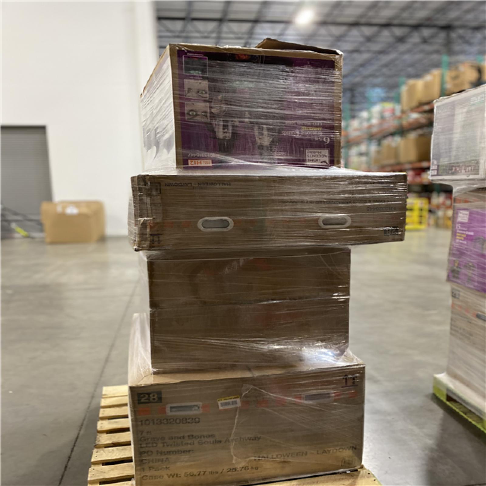Dallas Location - Holiday Pallet