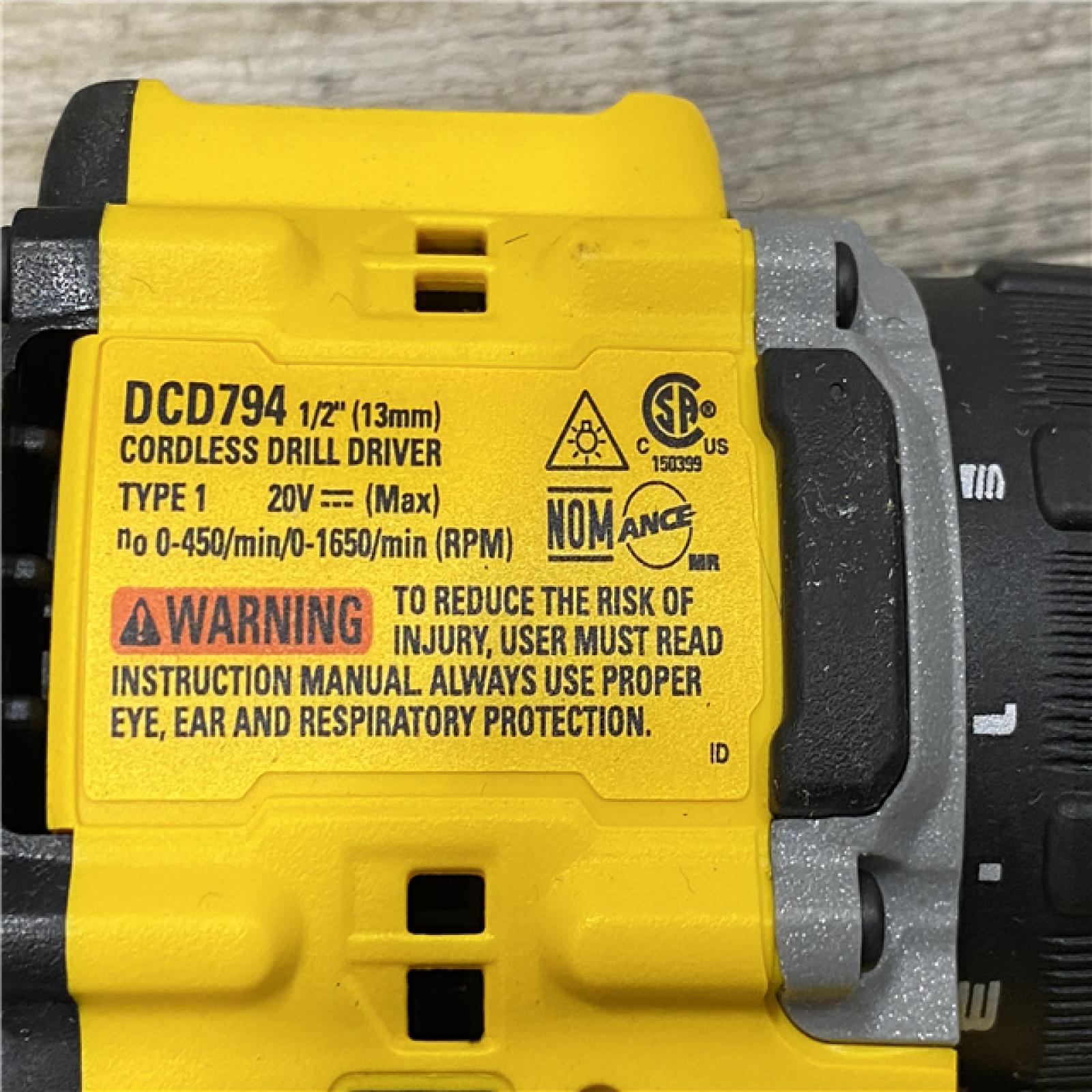 AS-IS DEWALT Atomic 20V Lithium-Ion Cordless Compact 1/2 in. Drill/Driver Kit