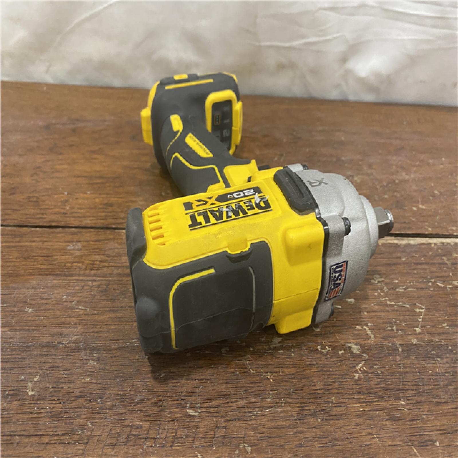 AS-IS Dewalt 20v Max 1/2  Mid-range Impact Wrench  Hog Ring  Tool Only (dcf891b)