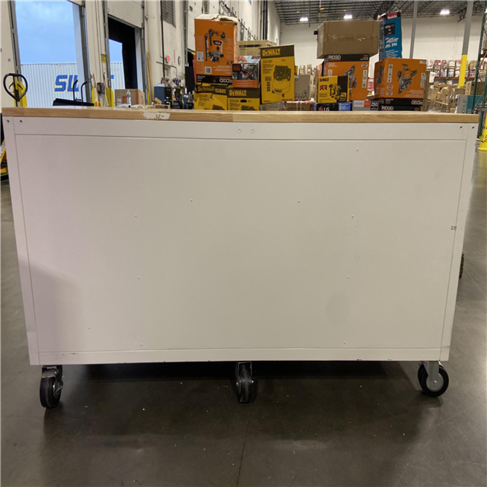 DALLAS LOCATION - Husky Tool Storage 72 in. W Standard Duty Gloss White Mobile Workbench Tool Chest