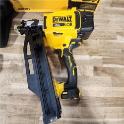 HOUSTON LOCATION - AS-IS (APPEARS LIKE NEW) DEWALT 20-Volt 21° Cordless Framing Nailer Kit