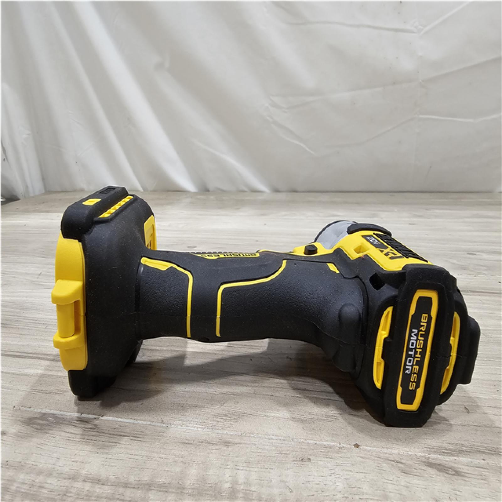 AS-IS DEWALT 20-Volt Maximum XR Cordless Brushless 1/4 in. 3-Speed Impact Driver (Tool-Only)